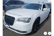 $22950 : Chrysler 300 2022 S V6 4dr S thumbnail