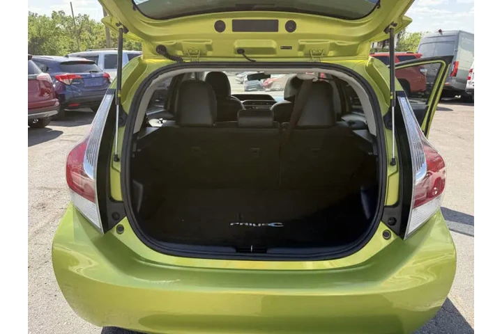 $14495 : 2015 Prius c Four image 9