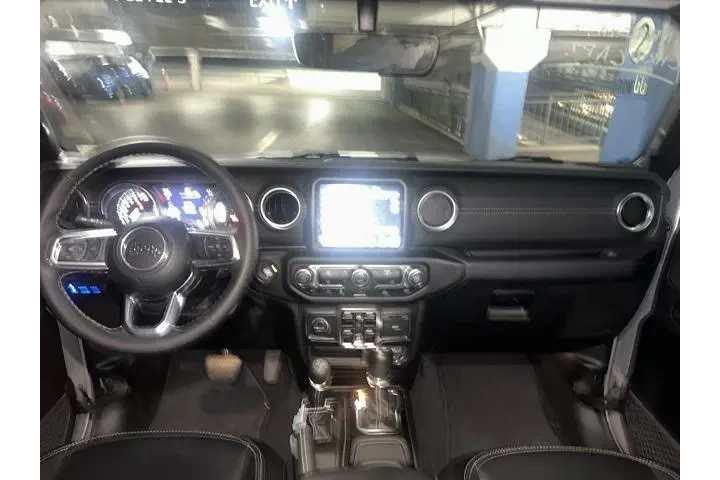 $31995 : Jeep Wrangler 2023 4x4 Sahar image 6