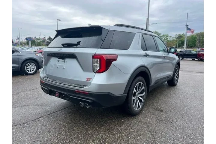 $25074 : Ford Explorer 2020 AWD ST 4d image 4