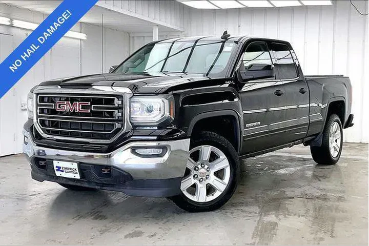 $17990 : GMC Sierra 1500 2016 4x4 SLE image 2