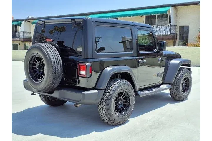 $25779 : Jeep Wrangler 2022 4x4 Sport image 4