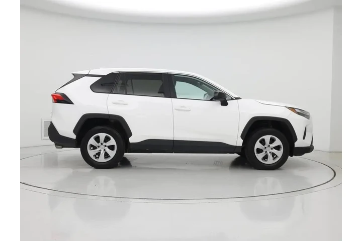 $26998 : Toyota RAV4 2024 AWD LE 4dr image 7