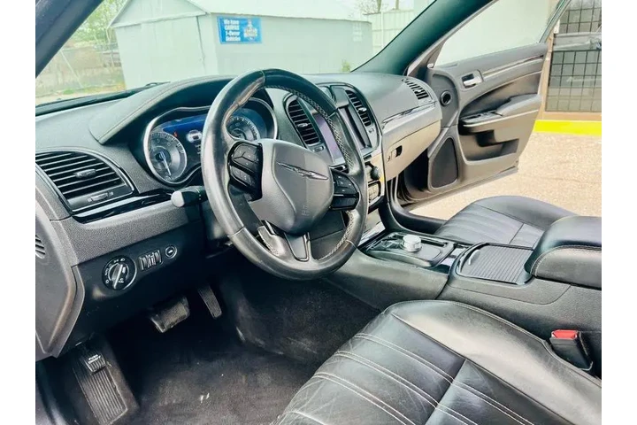 $22995 : 2021 300 S V6 RWD image 9