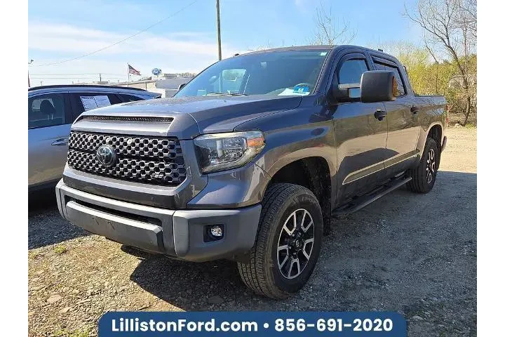 $35037 : Toyota Tundra 2018 4x4 SR5 4 image 1
