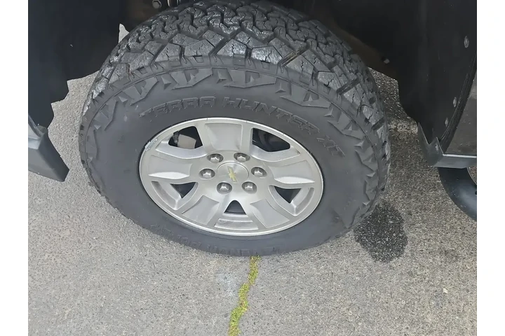 $31500 : Chevrolet Silverado 1500 201 image 3