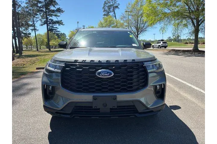 $39612 : Ford Explorer 2025 AWD ST-Li image 7