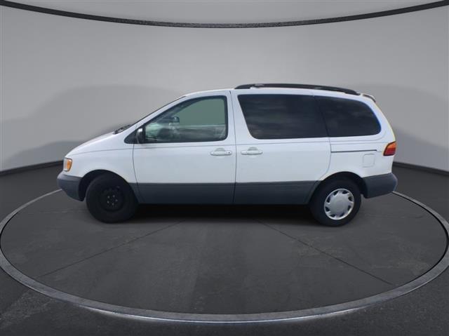 PRE-OWNED 1998 TOYOTA SIENNA image 5