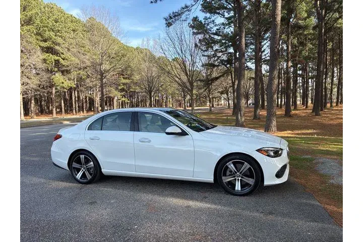 $33920 : Mercedes-Benz C-Class 2023 C image 2