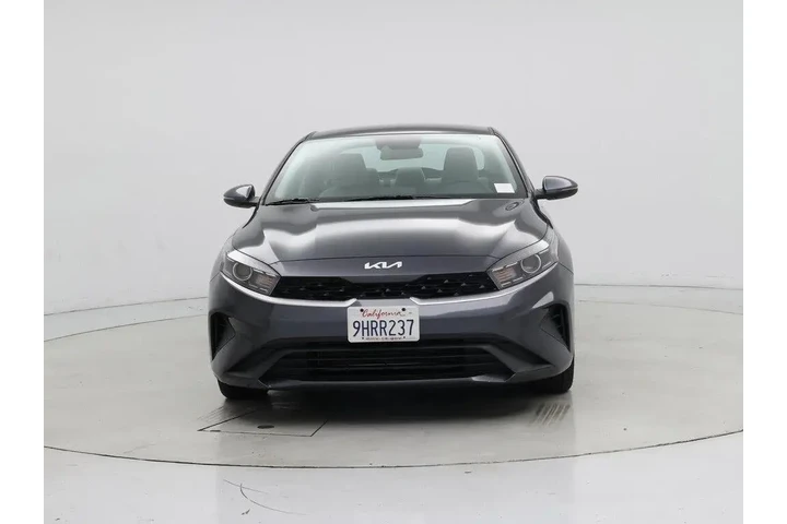 $19998 : Kia Forte 2023 LXS 4dr Sedan image 5