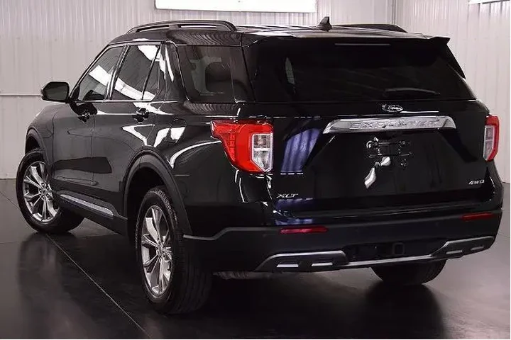 $35000 : Ford Explorer 2024 AWD XLT 4 image 5