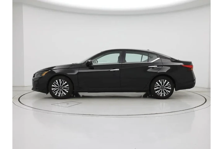 $24998 : Nissan Altima 2023 2.5 SV 4d image 3