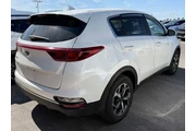 $17988 : Kia Sportage 2022 LX 4dr SUV thumbnail