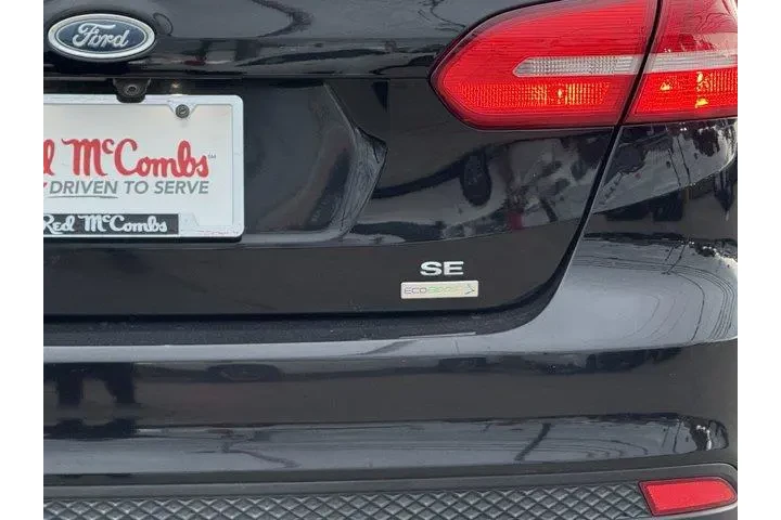 $7777 : Ford Focus 2018 SE 4dr Sedan image 7