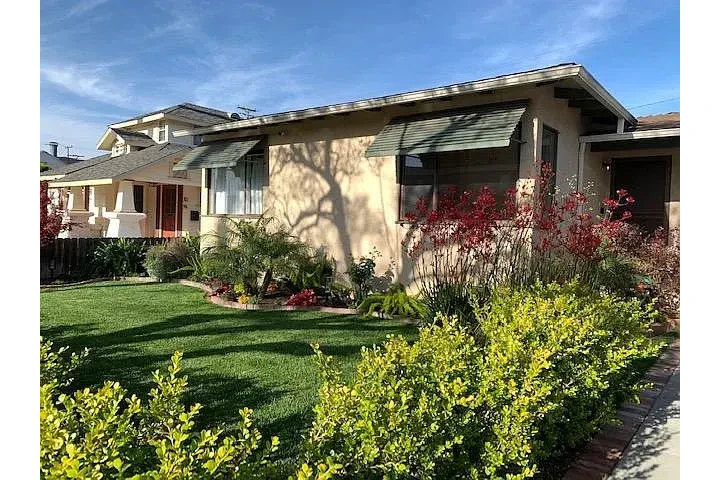 $2050 : 🏡Coronado Ave, Long Beach🏖️ image 1