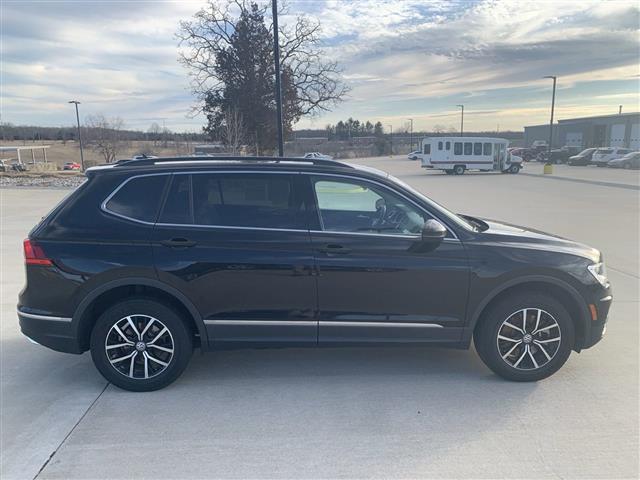 $24452 : 2021 Tiguan 2.0T SUV I-4 cyl image 4