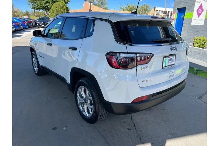 2025 Compass Sport image 7