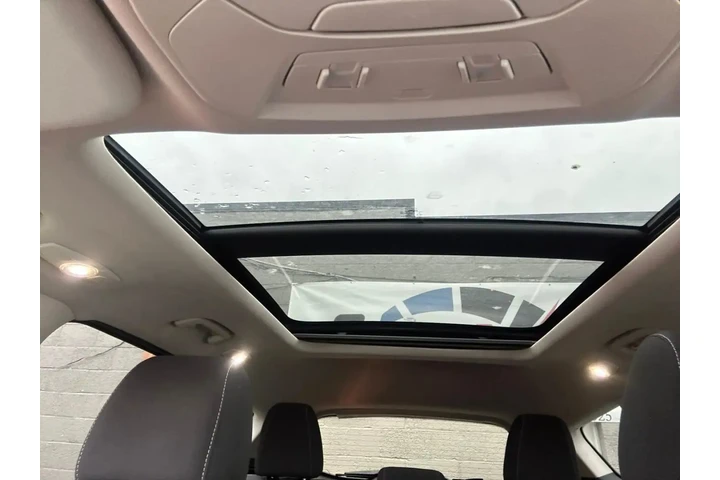 $8000 : 2014 FORD ESCAPE2014 FORD ESC image 10