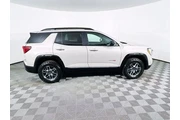 $37900 : GMC Terrain 2026 4x4 AT4 4dr thumbnail