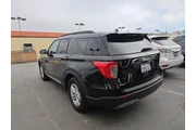 $31085 : Ford Explorer 2023 XLT 4dr S thumbnail