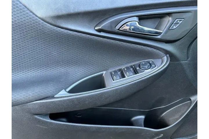 $18990 : Chevrolet Malibu 2023 LT 4dr image 10