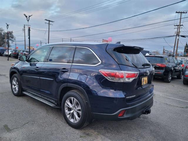 $17999 : 2015 Highlander XLE image 9