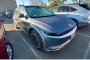$32990 : Hyundai IONIQ 5 2024 AWD Lim thumbnail