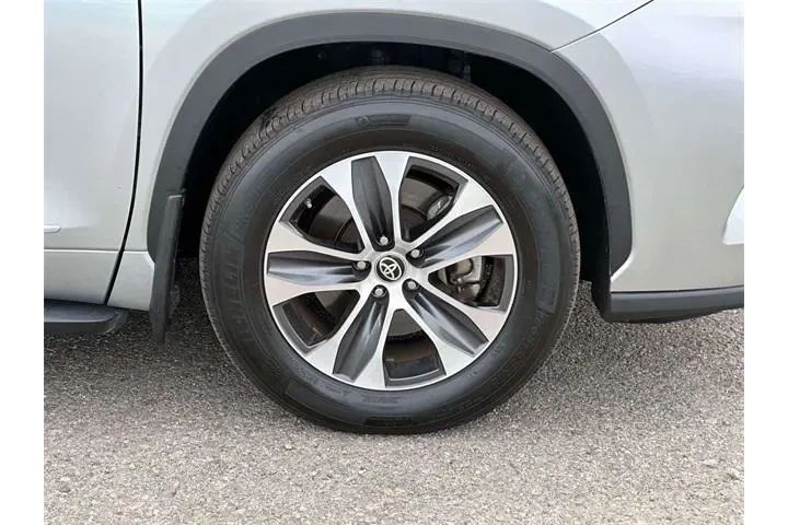 $35959 : Toyota Highlander 2023 AWD X image 6