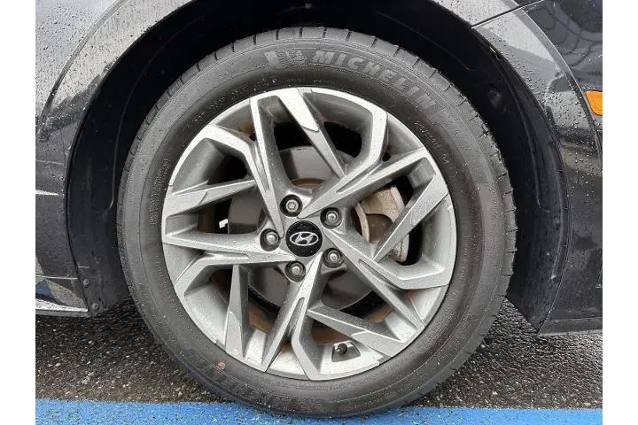 $20777 : Hyundai SONATA 2023 SEL 4dr image 6