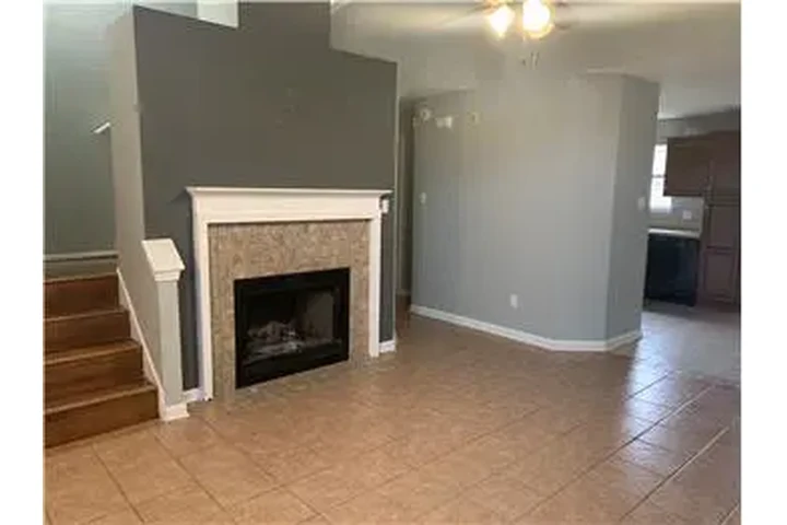 $1500 : Rental property with 3 bedro image 4