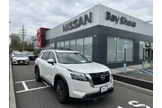 $27773 : Nissan Pathfinder 2024 AWD S thumbnail