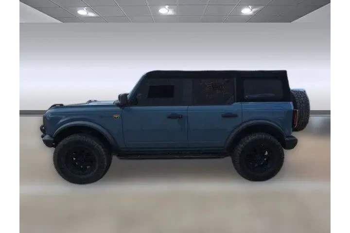 $39796 : Ford Bronco 2022 4x4 Base Ad image 2