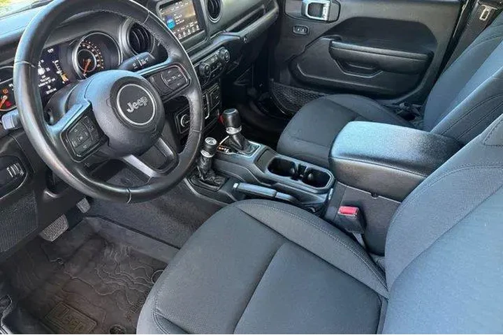 $30477 : Jeep Gladiator 2023 4x4 Spor image 5