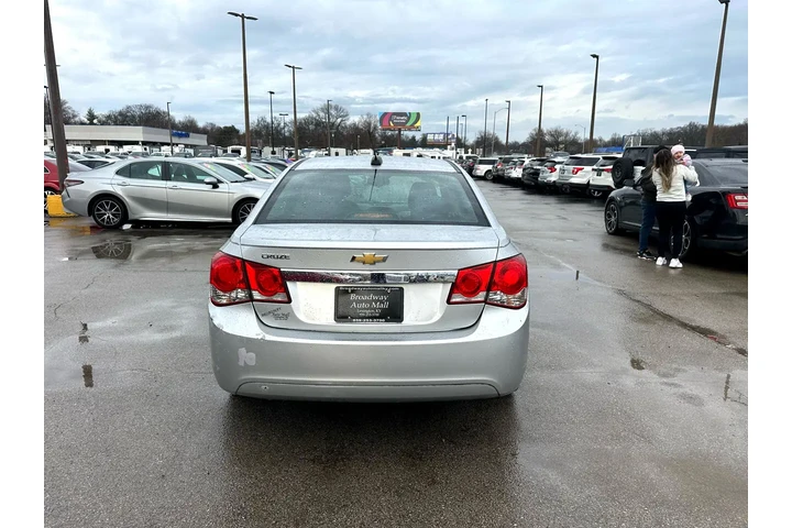 $5980 : 2015 Cruze 4dr Sdn Auto LS image 3