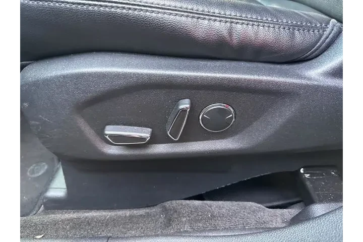 $14653 : Ford Explorer 2017 XLT 4dr S image 8