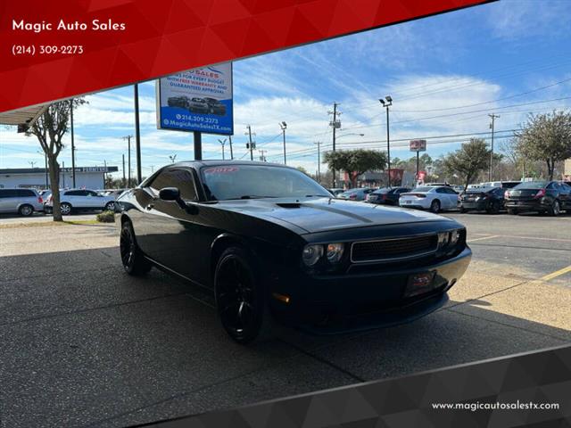 $11999 : 2014 Challenger SXT image 1