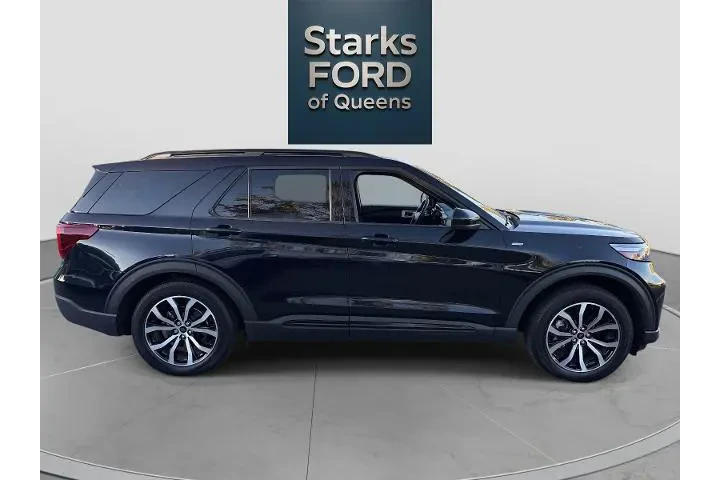 $35990 : Ford Explorer 2022 AWD ST-Li image 2