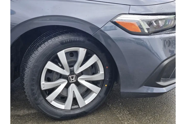 $24842 : Honda Civic 2024 LX 4dr Seda image 9