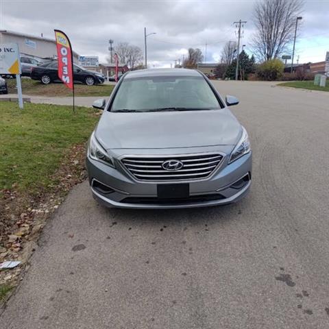 $8990 : 2017 Sonata SE image 10