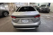 $14645 : Toyota Corolla 2022 LE 4dr S thumbnail