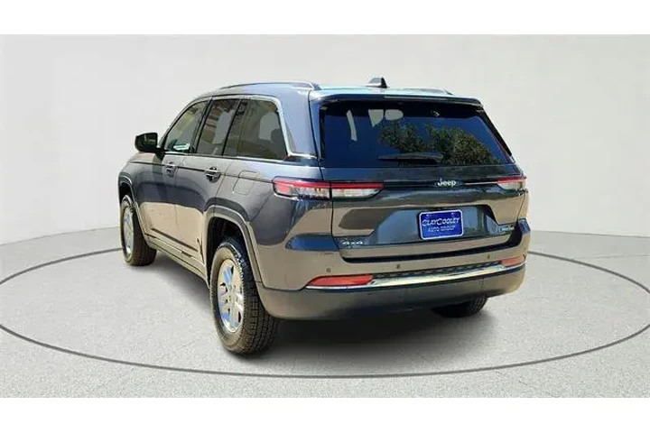 $25602 : Jeep Grand Cherokee 2023 4x4 image 5