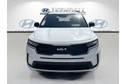 $23489 : Kia Sorento 2023 S 4dr SUV thumbnail