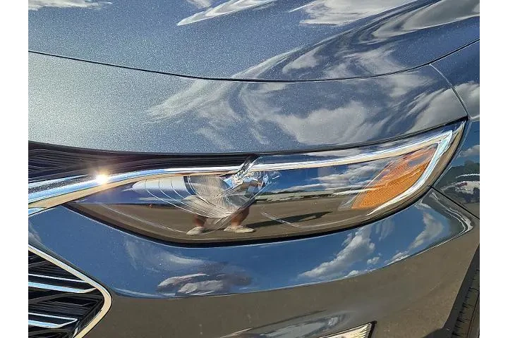 $18999 : Chevrolet Malibu 2020 LT 4dr image 9