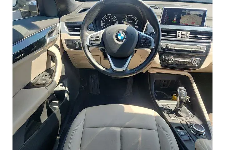 $26440 : BMW X1 2022 AWD xDrive28i 4d image 9