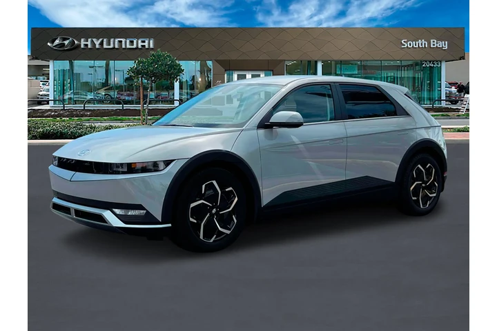 $24998 : Hyundai IONIQ 5 2024 SEL 4dr image 2