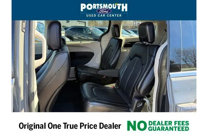 $23995 : Chrysler Pacifica 2023 Touri image 5