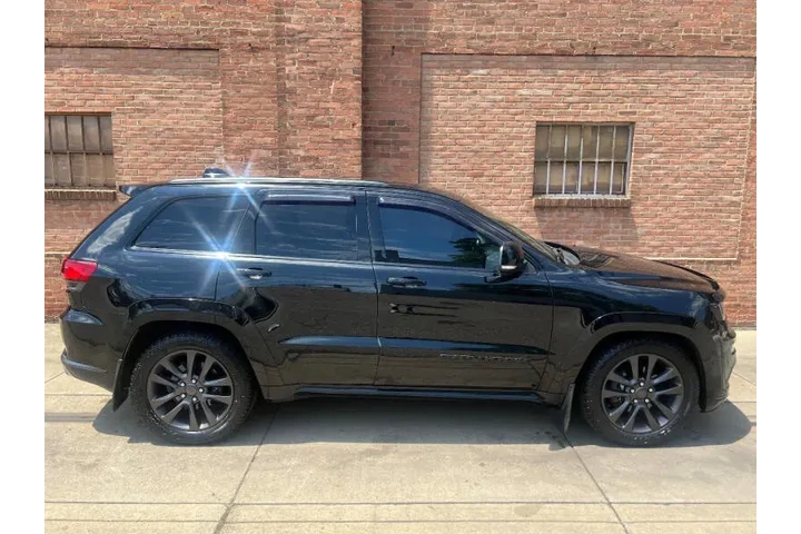 $21500 : 2019 Grand Cherokee High Alti image 8