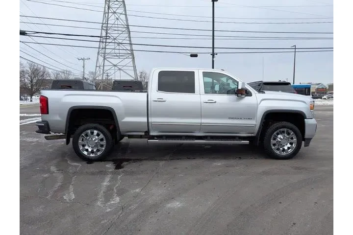 $39996 : GMC Sierra 2500HD 2018 4x4 D image 2