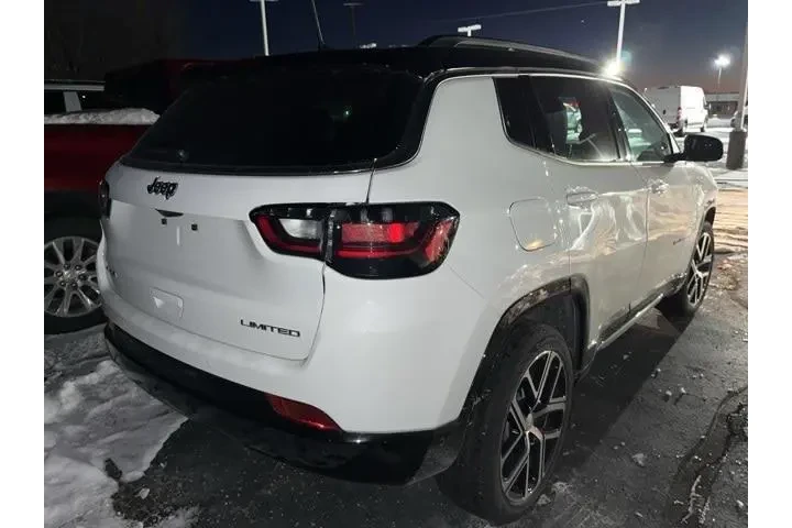 $25550 : Jeep Compass 2024 4x4 Limite image 4