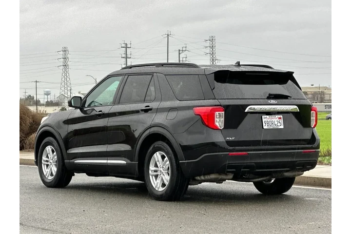 $29851 : Ford Explorer 2022 XLT 4dr S image 6
